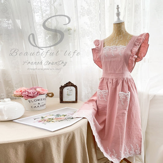Vintage linen apron with lace trim, One size. Pink